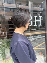 ブラウンハウス 辻堂(Brown House) 頭の形がきれいに見える大人ショート/ISAKA