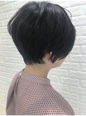 黒髪ショート
