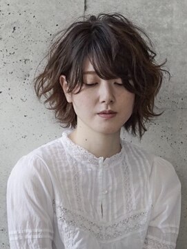 シック(sick) パーマボブ