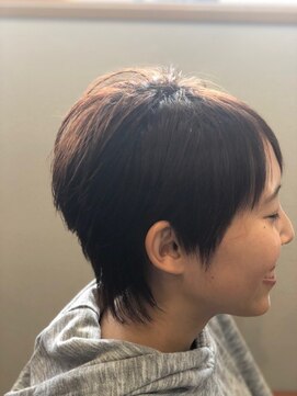 ボヌール ヘアーワークス(Bonheur hair works) ショートウルフ×ベージュブラウン×眉上前髪