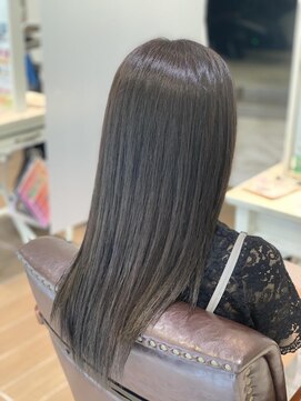 ミリア 茅ヶ崎店(Mirea) 40代/縮毛矯正/髪質改善/白髪ぼかし/白髪染め/茅ケ崎