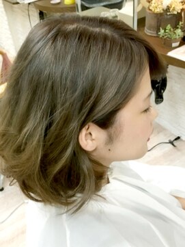 デザイナーズ ファクトリー(Designer's Factory) 外国人風グラデーションカラー [蒲田デザイナーズファクトリー]