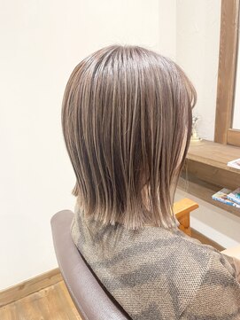 ヘアデザイン ブライト(hair design Bright) ホワイトシルバー×バレイヤージュ