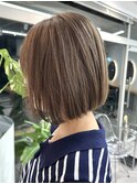 ミントベージュ　切りっぱなしボブ　ヌナボブ　オルチャンヘア