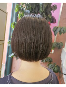 エイムコーゾー美容室(AiM KOZO) まとまるボブ/室井