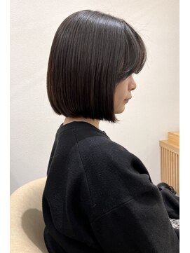 ロンドプロフィール 浦和(Lond profil) 前髪カット顔まわりくびれレイヤー外ハネミディボブ