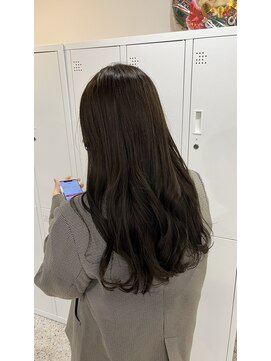 カリネバイフィエル(CALINER by Fier) 西梅田駅 / オリーブベージュ◎