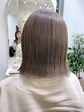 クレール(CLAIRE) ミルクティーベージュ