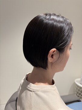 エム 門司店(EMU) 切りっぱなしボブから丸みボブへ