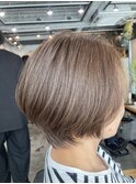 ショートボブ