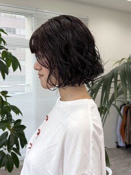 イーラ(era) ボブパーマ×ピンクブラウン