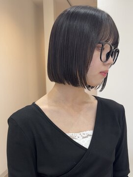 ソソ(soso.) ミディアムヘア/暗めカラー/グランマッシュ/木更津/n+4