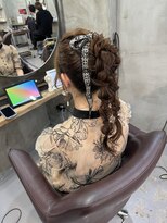 ノア マルヤマ(Noa maruyama)&nbsp;ポニーテールアレンジ