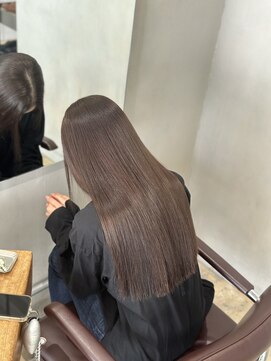 ラボアン 梅田店(lab.em.) 梅雨の広がりやうねりを抑えるストレート