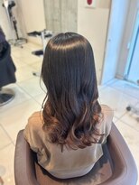 ロハスバイケンジ(LOHAS by KENJE)&nbsp;ナチュラルなコテ巻き風パーマで柔らかロングヘア♪