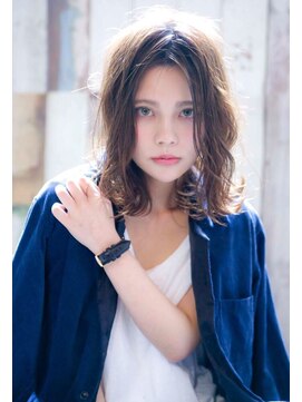 エイミー(Aimee) Aimee センターパート×ニュアンス