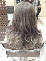 デイズ(days)&nbsp;ミルクティーアッシュブラウンことりベージュブリーチWカラー