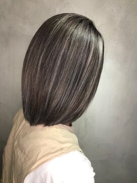 アンダーバーホワイトモデ 河内長野(_WHITE mode) ☆　ハイライト　グレージュ　ストレート　千代田×河内長野