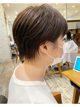 ジョエミバイアンアミ(joemi by Un ami) 【joemi】簡単スタイリング前下がりボブ夏ショート 高橋 和人