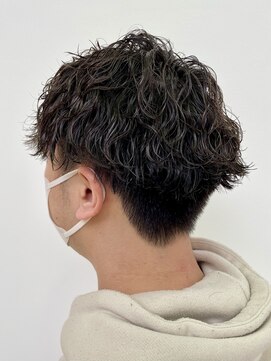 アッシュ 十日市場店(Ash) クリームの薬剤を使ってかけた波巻きパーマ