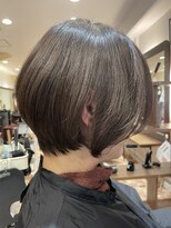 アイニ 河内小阪店(aini)&nbsp;白髪ぼかしカラー白髪ぼかしハイライト大人ショート30、40、50代