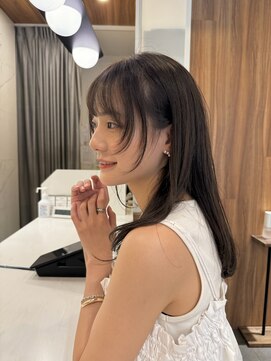 ビュートリアム ギンザ(BEAUTRIUM) 顔周りレイヤーカット