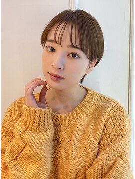 アイスバーグ(eyesburg) コンパクトショートレイヤーアッシュオリーブ透明感カラー