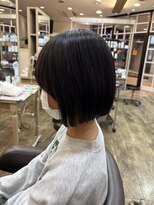 アルターリール(aL ter Rire)&nbsp;黒髪/ボブルフ/ネビージュ/小顔/ワンレン