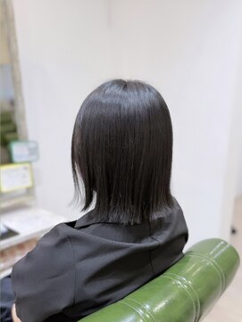 エズ(Eze) 肩で外ハネ