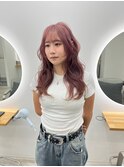 ピンクベージュ