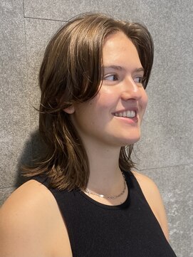 ピークアブー 原宿ハラカド(PEEK-A-BOO) 海外風レイヤーウルフロングミディアムハッシュカット