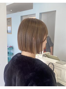 リコット(Licotte) ミニボブ×ベージュ