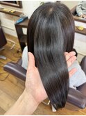 しっとりやわらかセミロング
