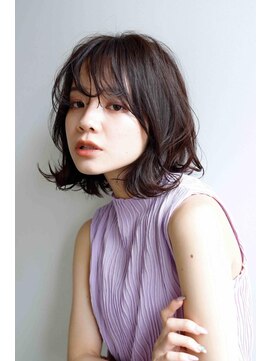 ムウ 難波(MOU) ボブミルクティーブロンドダークブルーワンホンレイヤー30代40代