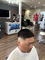 ベース(BASE) クロップ スキンフェード