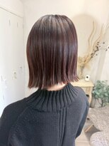 ロッカ(ROCCA)&nbsp;オリーブグレーミニマムシルエットボブスタイル