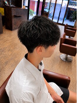 レガ(le ga)の写真/トレンドに敏感な男子が注目するパーマは《le・ga》で！自宅での再現性も高い理想のパーマスタイルが叶う！