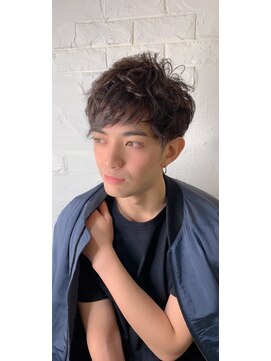 ウーロス(uros.) 爽やかショート