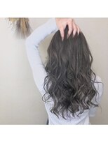 アンスールミミ 南草津店(Ansur mimi)&nbsp;ハイライトで柔らかいアッシュグレージュカラー★