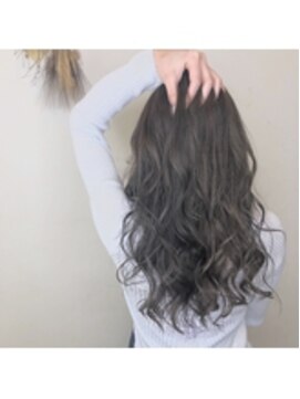 アンスールミミ 南草津店(Ansur mimi) ハイライトで柔らかいアッシュグレージュカラー★