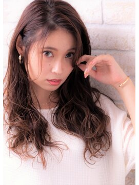 ソア 武蔵小杉(SOAR) デジタルパーマとくすみブルーのテラコッタミニウルフ小顔ボブ