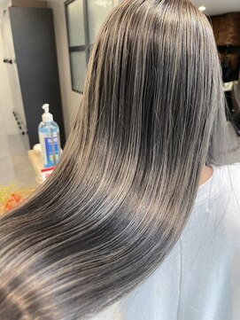 エリスホリエ(Eliss Horie) 【冬カラー】コントラストハイライト×シルバーグレー