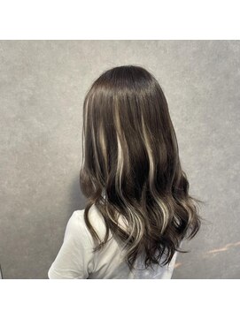 レヴェリー(REVERIE) #プルエクステ#ハイライト#ホワイト