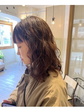 レガロ(REGALO RESORT) 【Suzuki  Anna】ミディアムパーマ