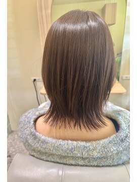 セルン(cerne) 乾かすだけで外ハネスタイル