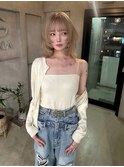 顔まわりから切り込んだレイヤーミディアム