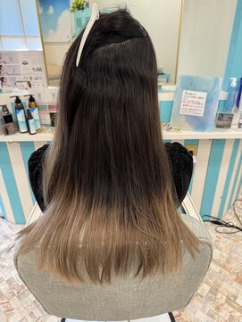 ソラ(SORA) 頑固なうねりも解消◎大人艶ストレート