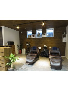 《帖佐》人気のトリートメントスパで至福の癒しを。県内でも希少な"フルフラットシャンプー台"を完備！