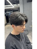 ステラ(STELLA)&nbsp;ニュアンスパーマ/メンズカット/メンズサロン/眉毛カット/メンズ