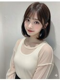 上品に可愛く見せるミディアムヘアー